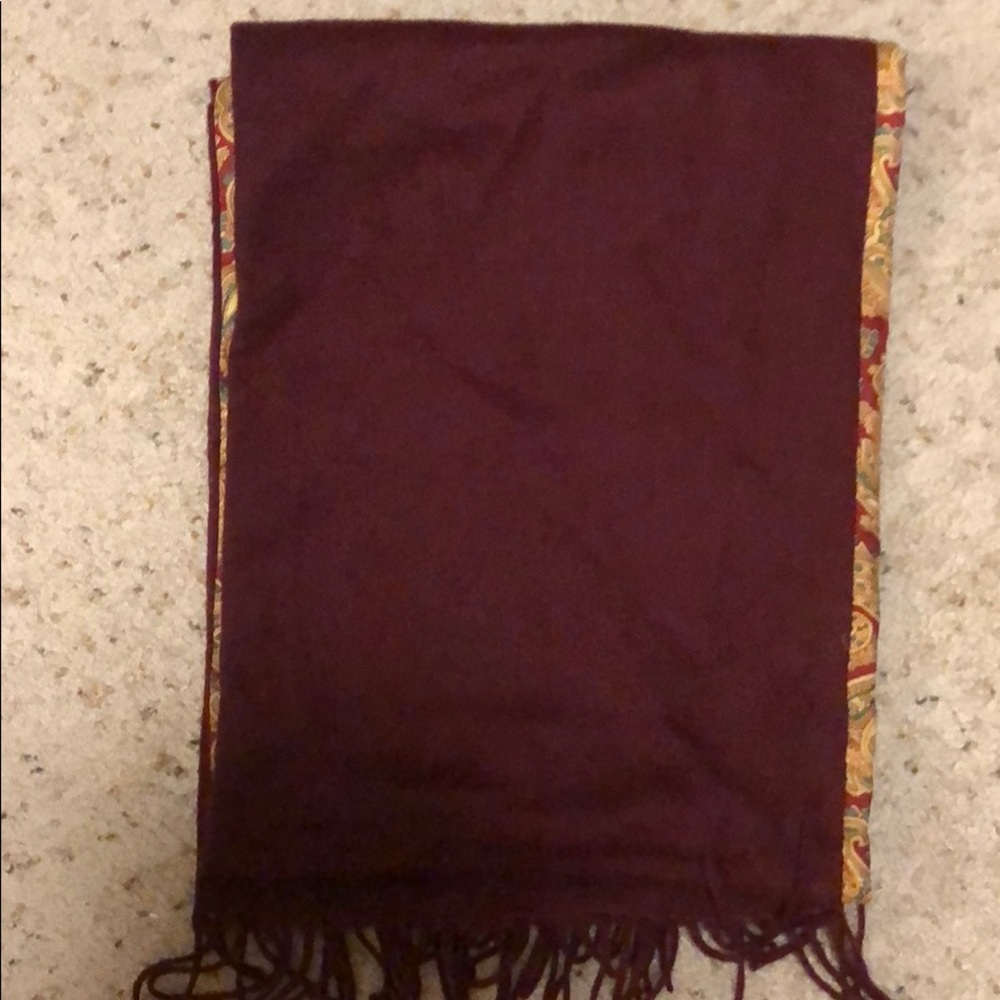 Scarf - Picture 2 of 3